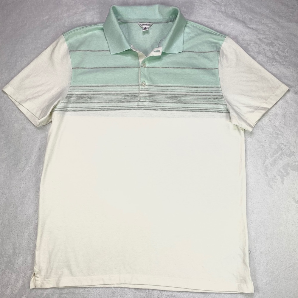 * CALVIN KLEIN 3- Button Polo *